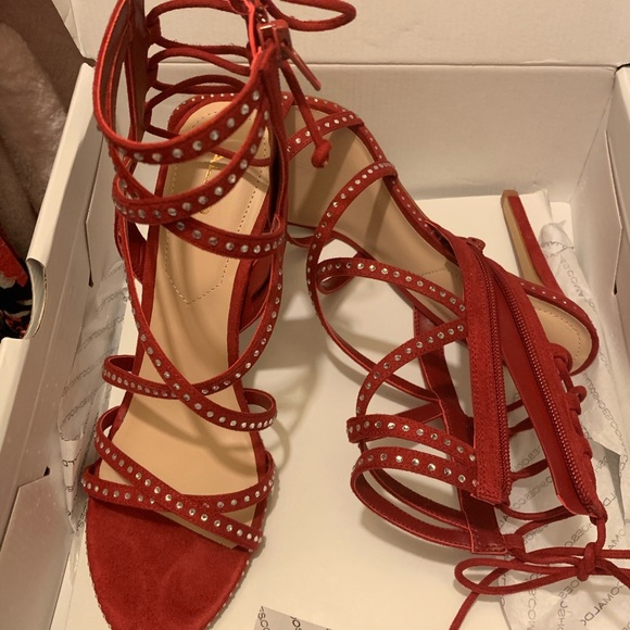 Shoes - Picture 1 of 1